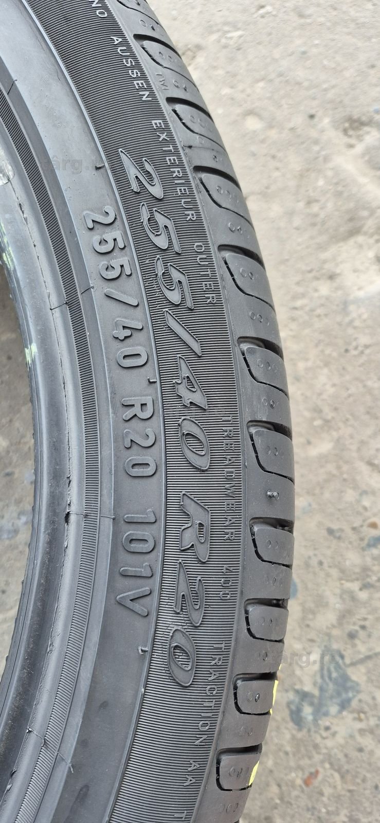 4 anvelope vara ca noi Pirelli 255/40/20.Pretul este pe bucata. 6