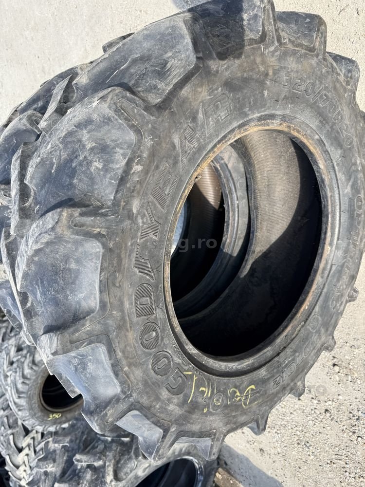320/70r20 goodyear 5