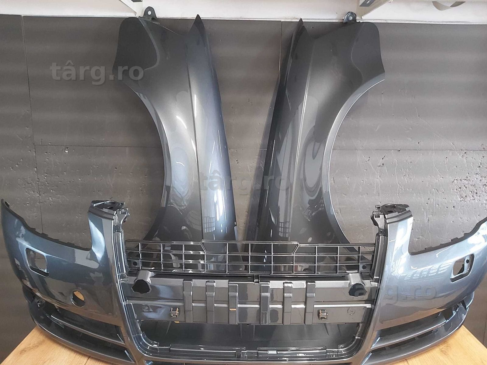 Bara & Aripa Fata Dreapta + Stanga Audi A4 B7 An 2004-2007 (LX7Z Gri)