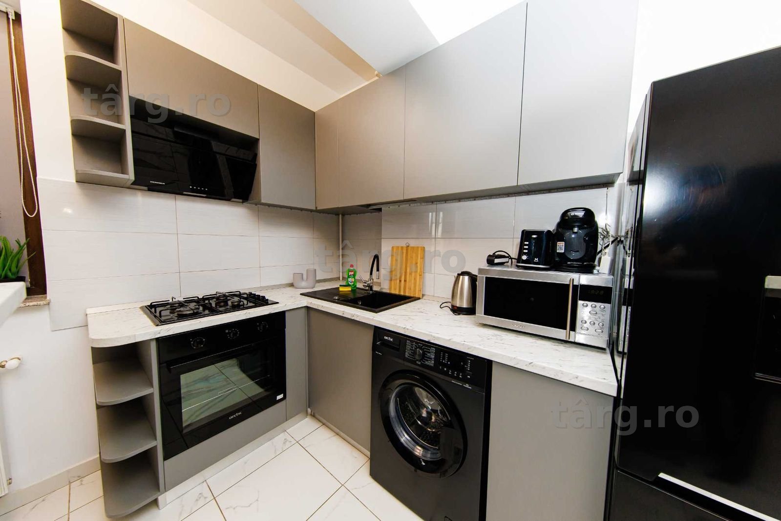 IS LUX!! Cazare Regim Hotelier Iasi Zona Palas-Centru-Aeroport 1-2-3 C 6