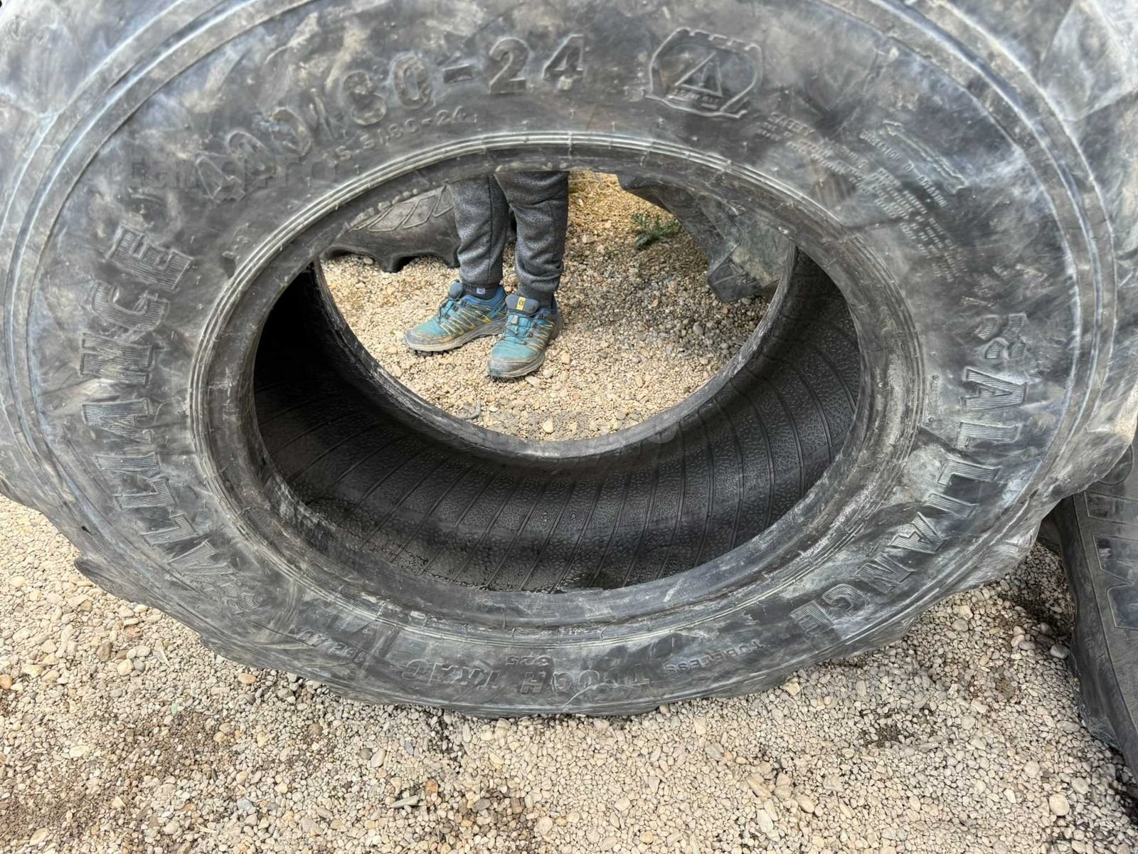 Anvelope 15.5 /80 R24 3