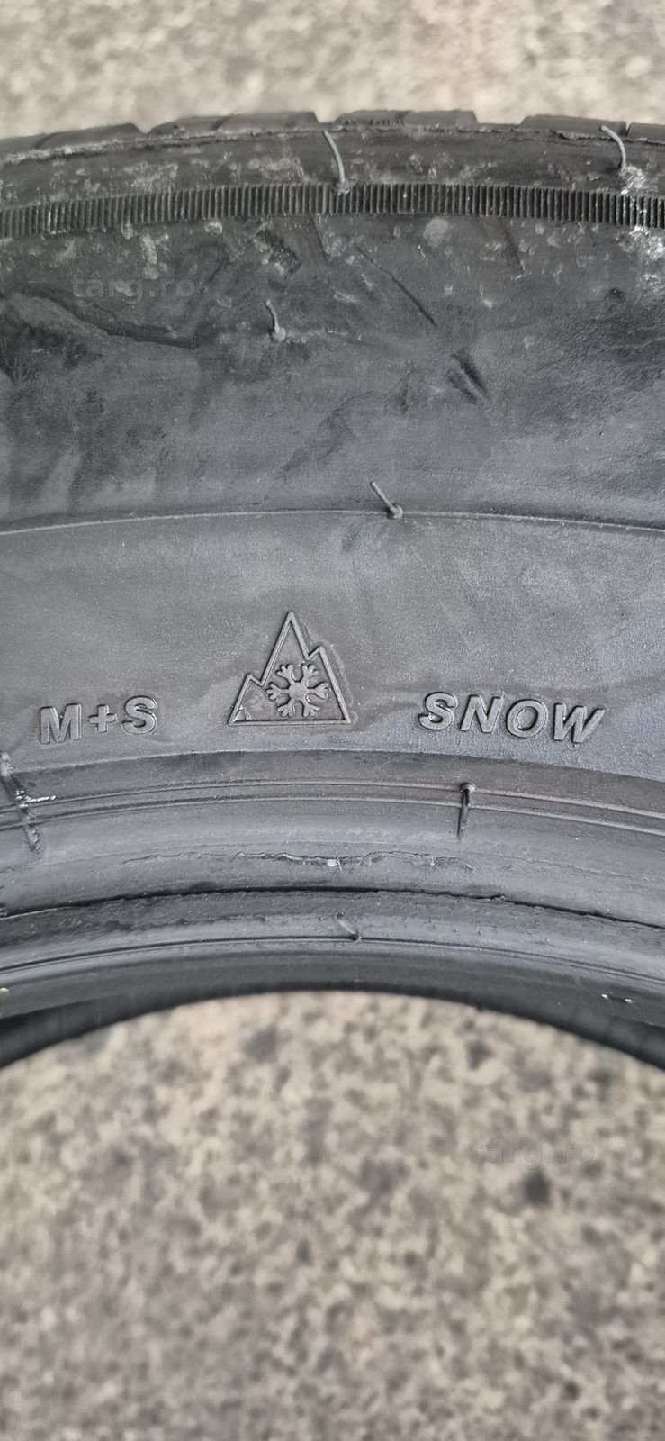 4 anvelope iarna Bridgestone 265/60/18,dot 2022.Pretul este pe bucata. 8