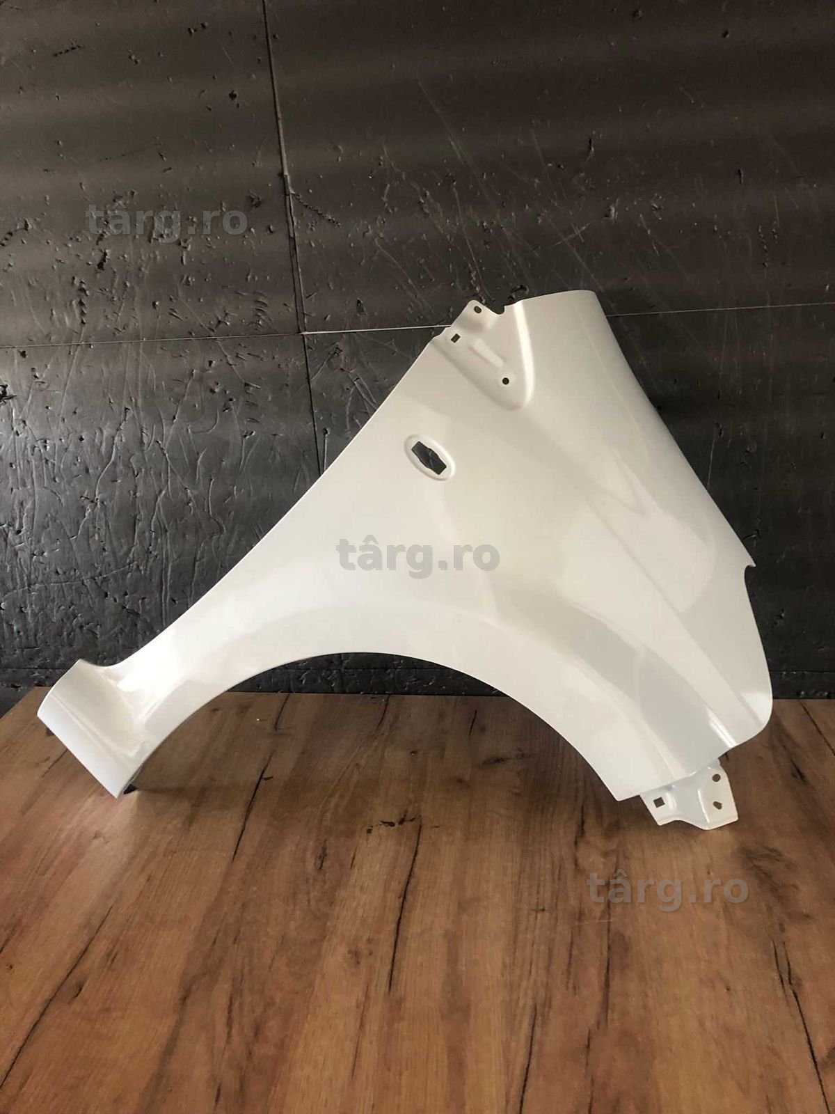 Aripa Fata Dreapta Toyota Aygo 2006-2012 (049 (Alb))