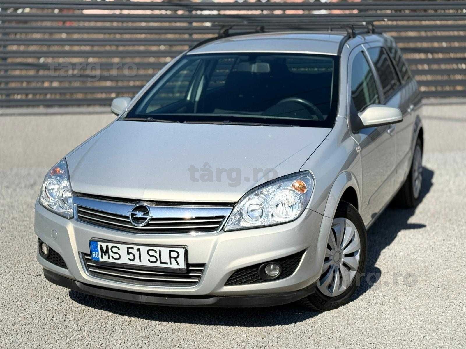 Opel Astra Station Wagon Sport – 1.6 Benzină – 98.000 km