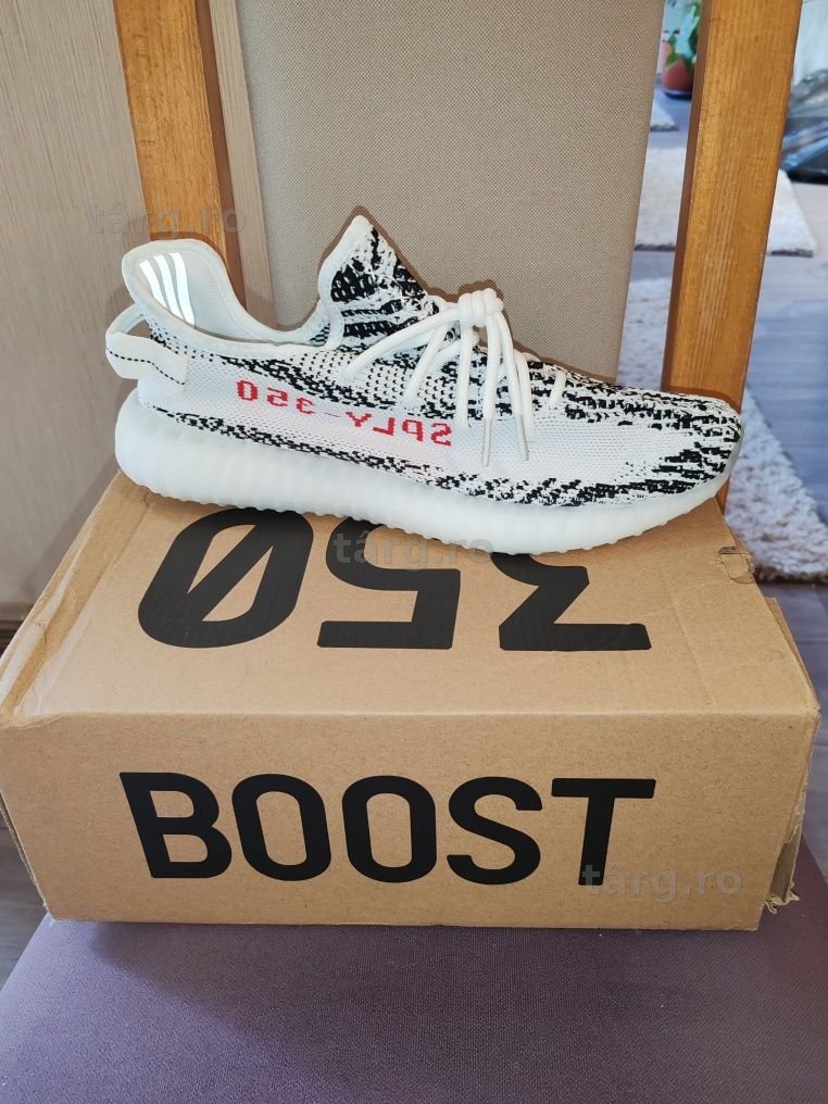 Adidas yeezy boost 350 v2 zebra