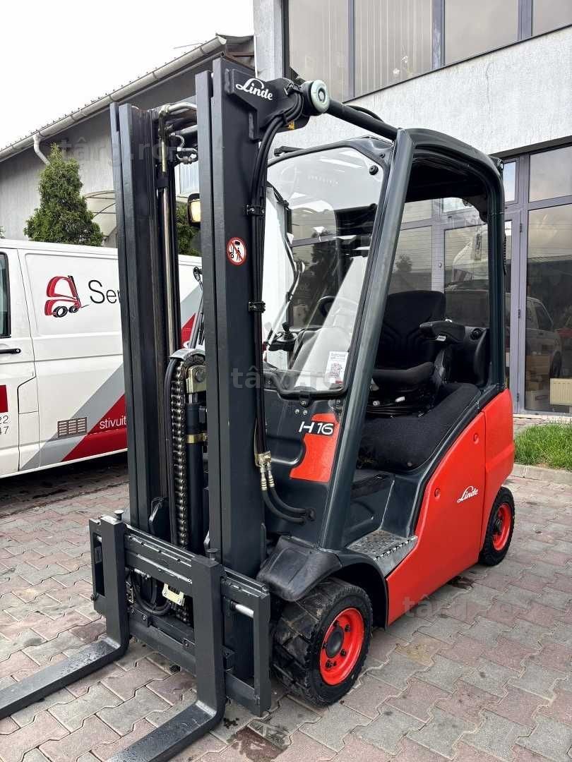 Stivuitor - Motostivuitor Linde H16T-01 TRIPLEX  An fabricație: 10/2011