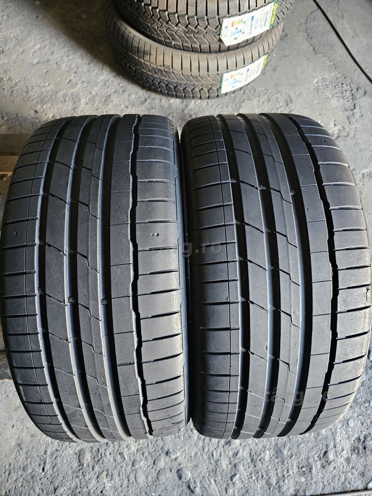 2 anvelope vara 235 35 19 Hankook 2021 6.5mm