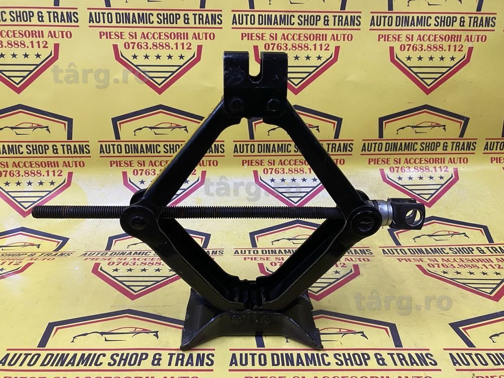 Cric auto original OEM Toyota  Yaris (P9) Fabr 2005-2011