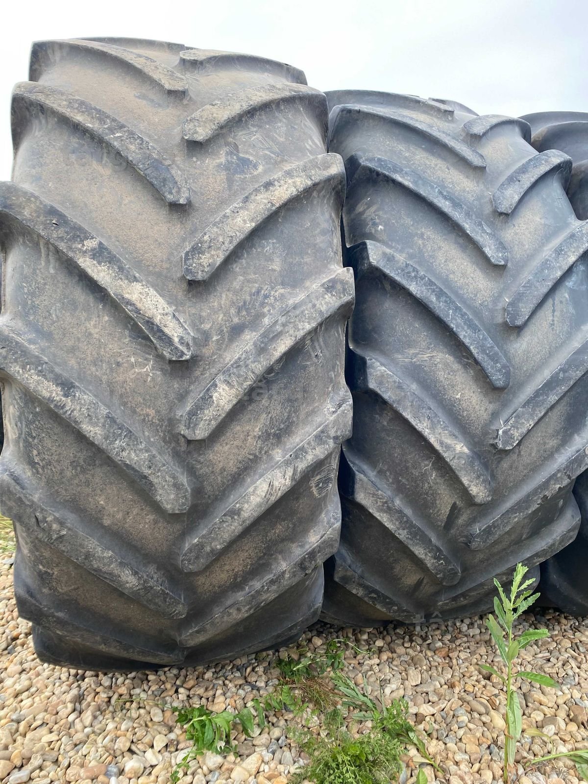 Anvelope 710.70 R42 MIchelin