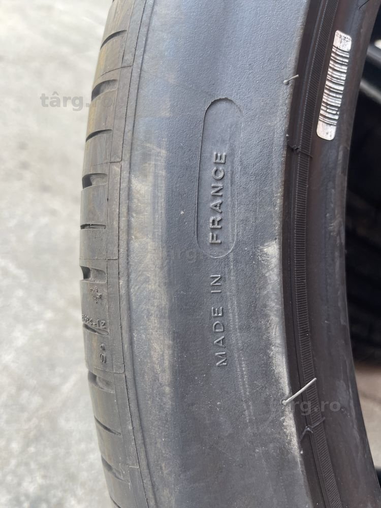 2 anvelope noi Michelin 335/30/20 8
