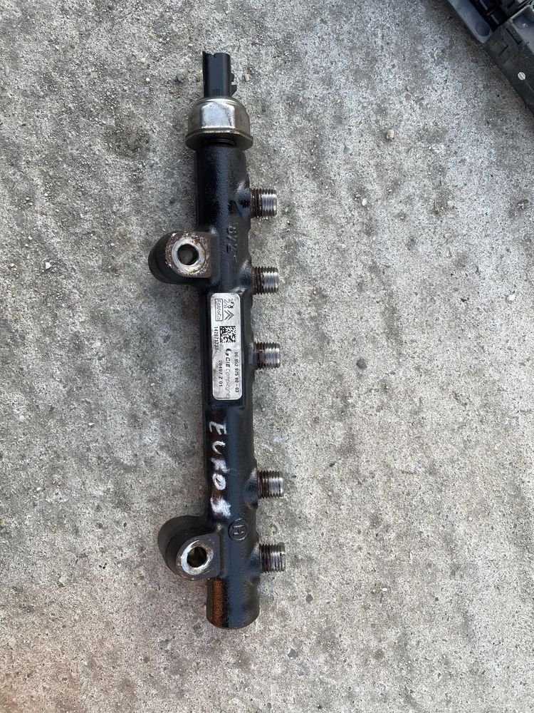 Rampa injectoare Ford Mondeo Mk5 focus Peugeot 1.6 euro 5