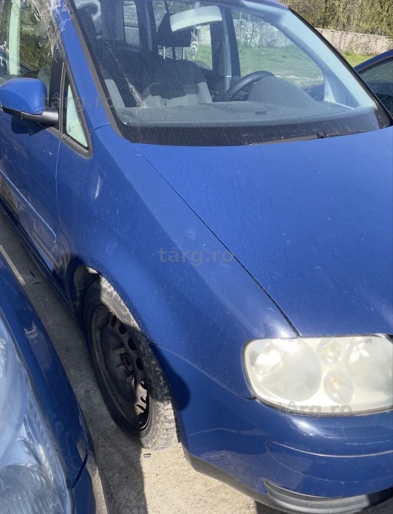 Aripa stanga fata VW Touran