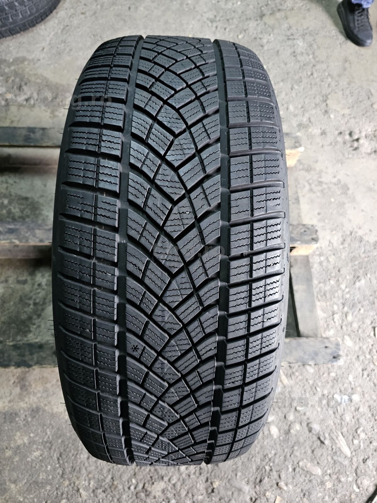 1 anvelopa iarna 255 50 20 Goodyear 2024 7mm