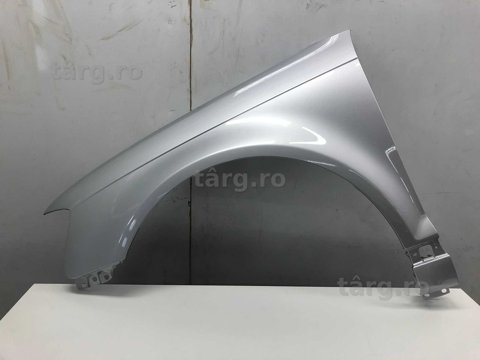 Aripa Fata Stanga Audi A3 8P An 2008-2012 (LX7W (Gri))
