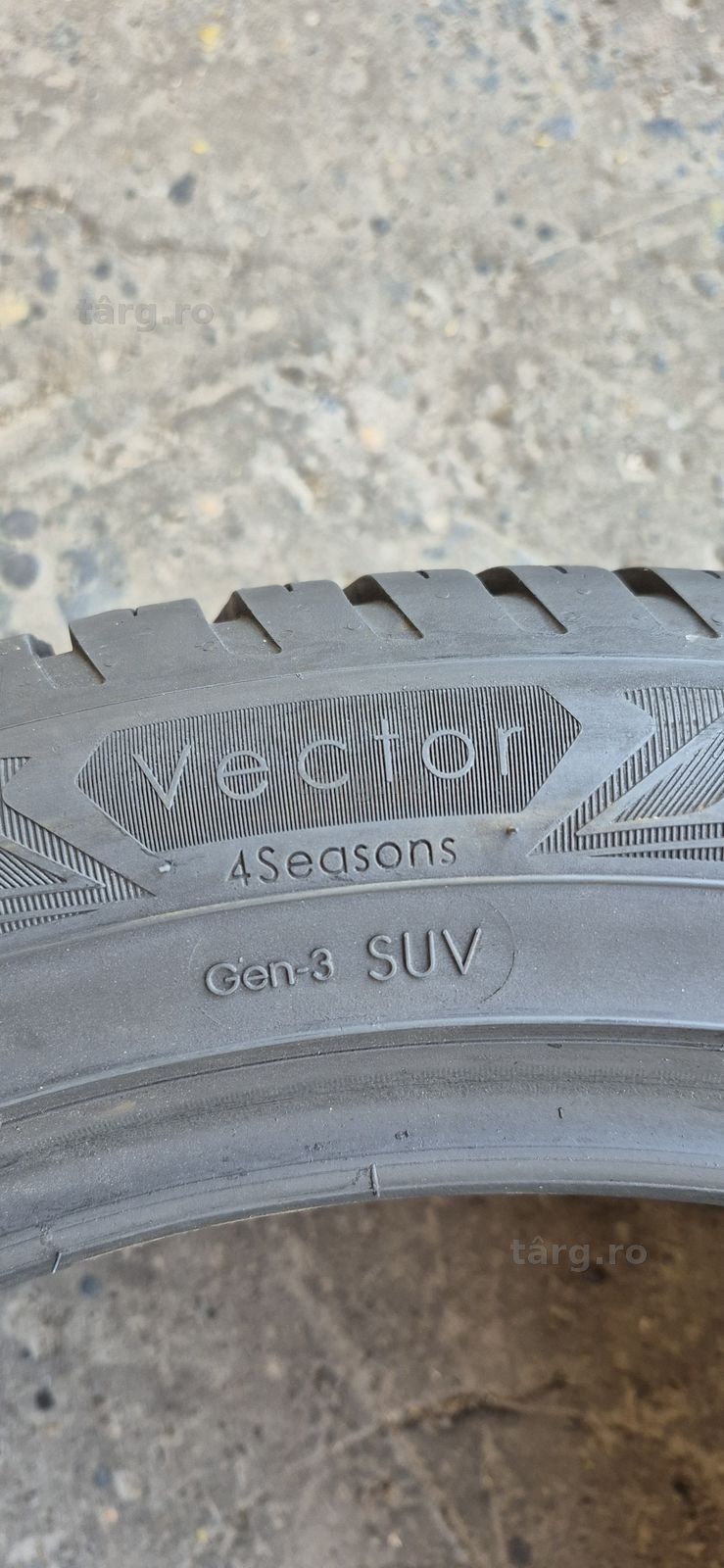 4 anvelope M+S ca noi 255/45/19,doua Continental 2022,doua Goodyear 2023.Pretul este pe bucata. 5