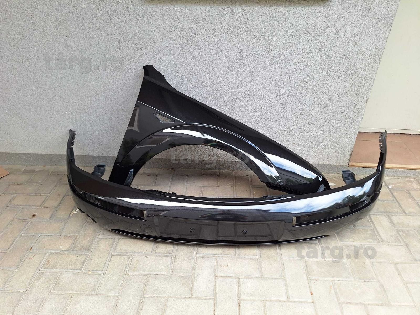 Bara & Aripa Fata Dreapta Ford Mondeo 2000-2003 Vopsita Negru