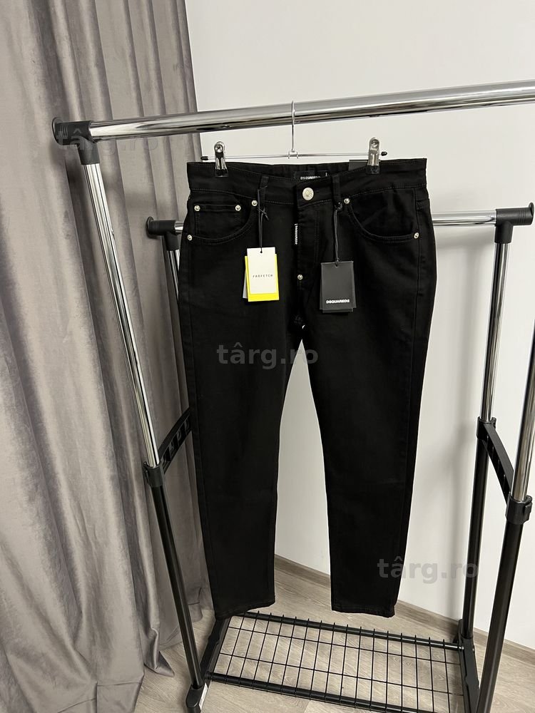 Blugi DSQUARED2 super calitate