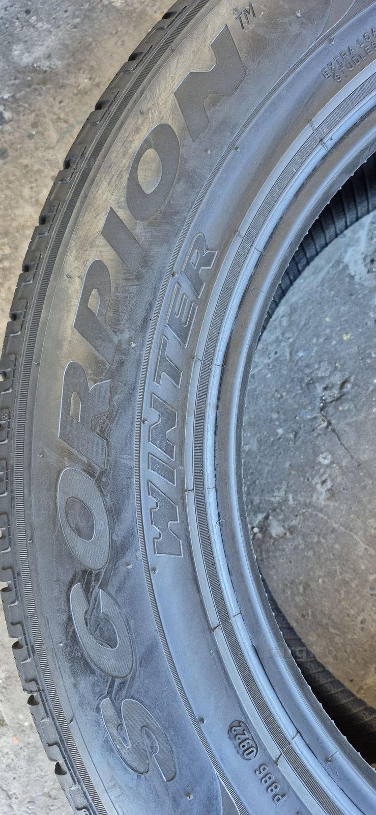 4 anvelope iarna Pirelli 235/65/19,dot 2022.Pretul este pe bucata 5
