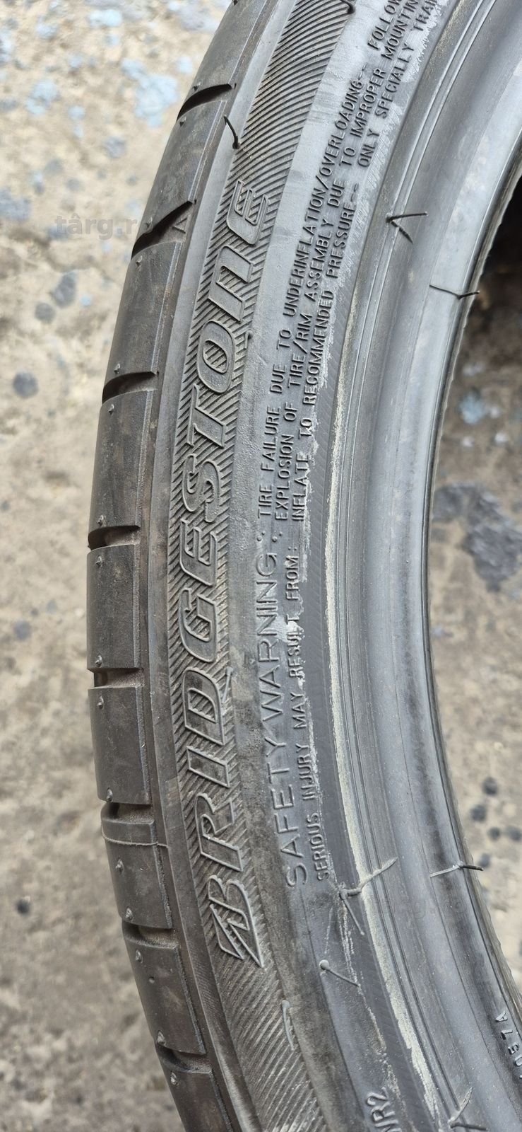 4 anvelope vara noi runflat Bridgestone,fata 225/40/19,spate 255/35/19,dot 2025.Pretul este pe bucata. 3