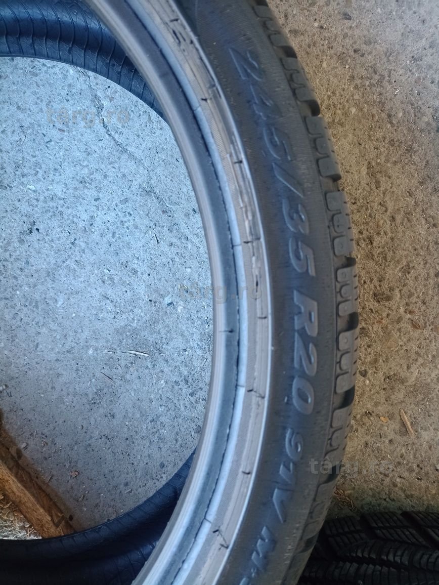 4 anvelope de iarna Pirelli 2x295/30 R20 dot3519 2x245/35 R20 dot 3619 7