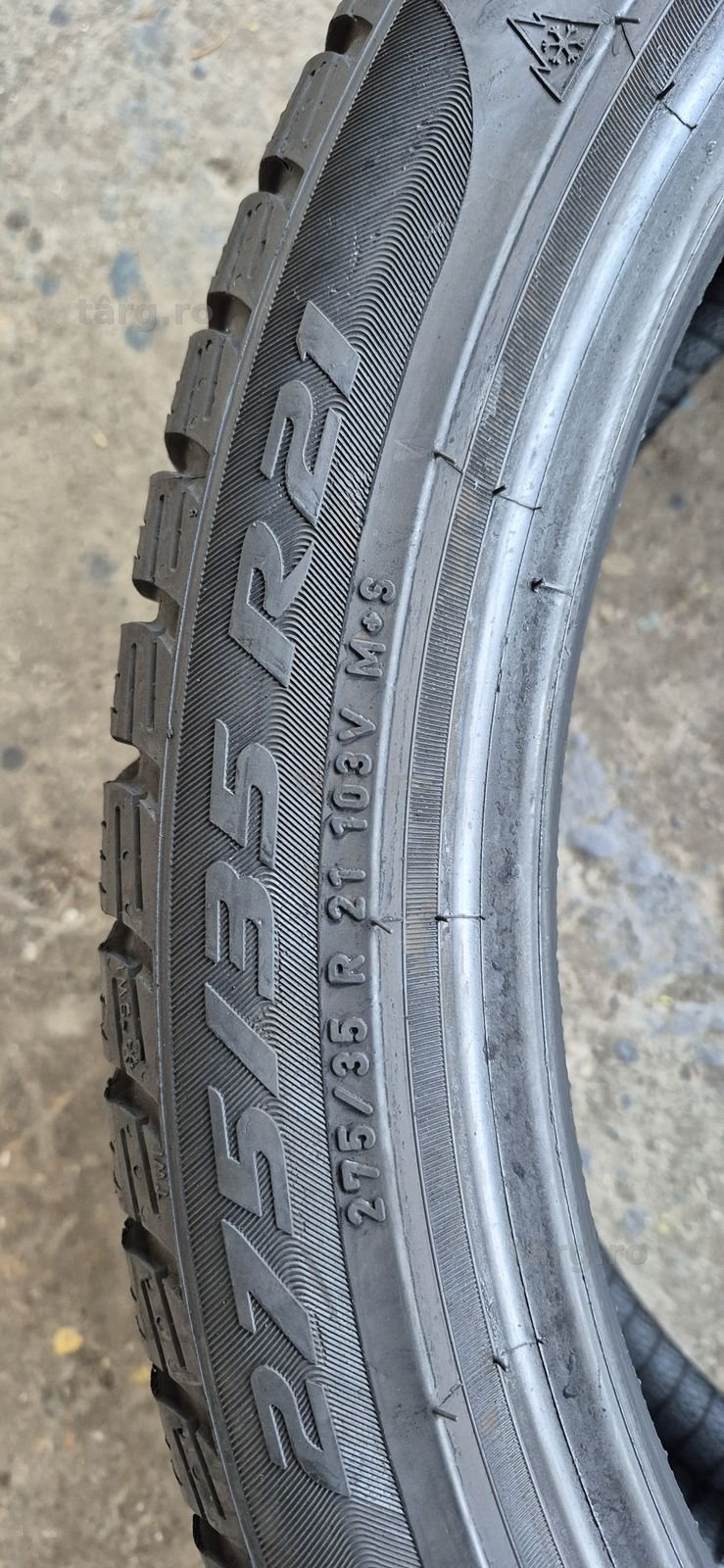 4 anvelope iarna Pirelli,fata 275/35/21,spate 315/30/21.Pret/bucata 6