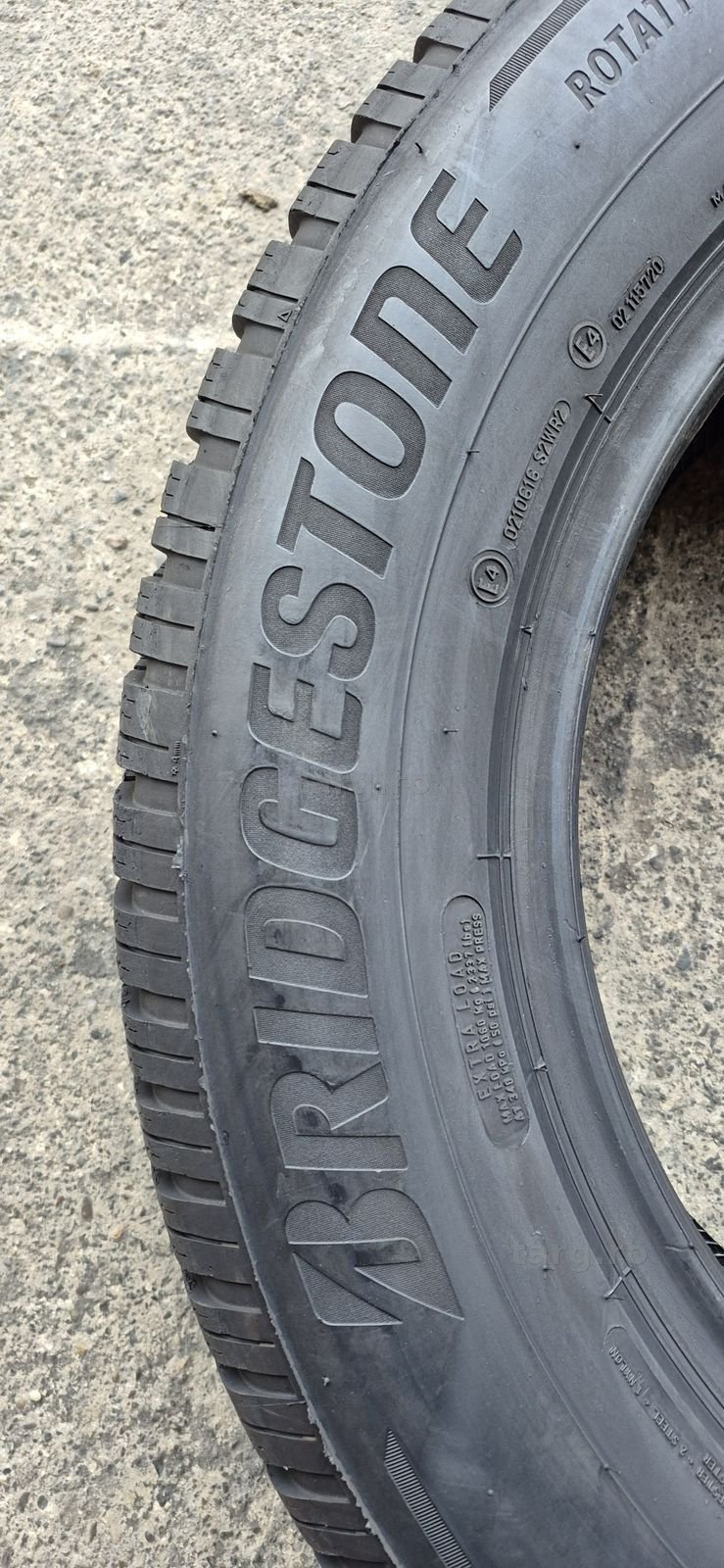 4 anvelope iarna Bridgestone 235/65/18.Pretul este pe bucata. 4