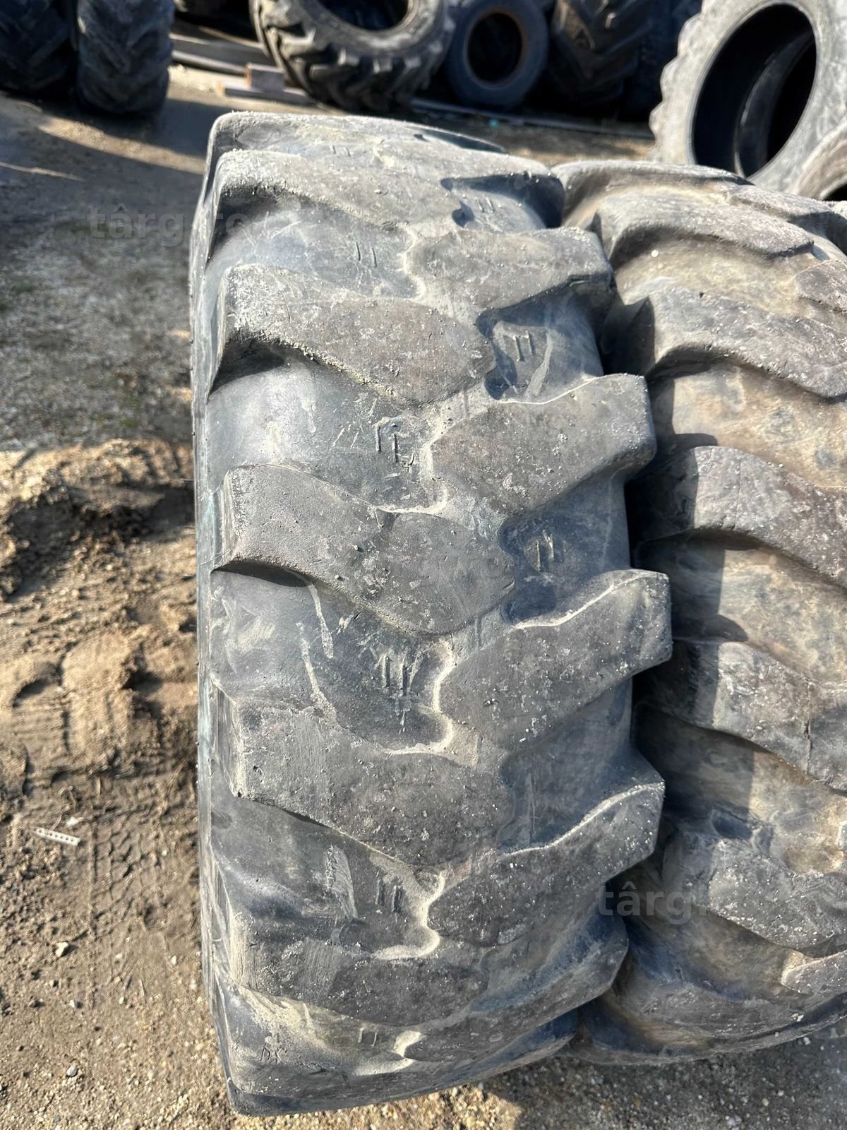 Anvelope sh 12.5 R20 5