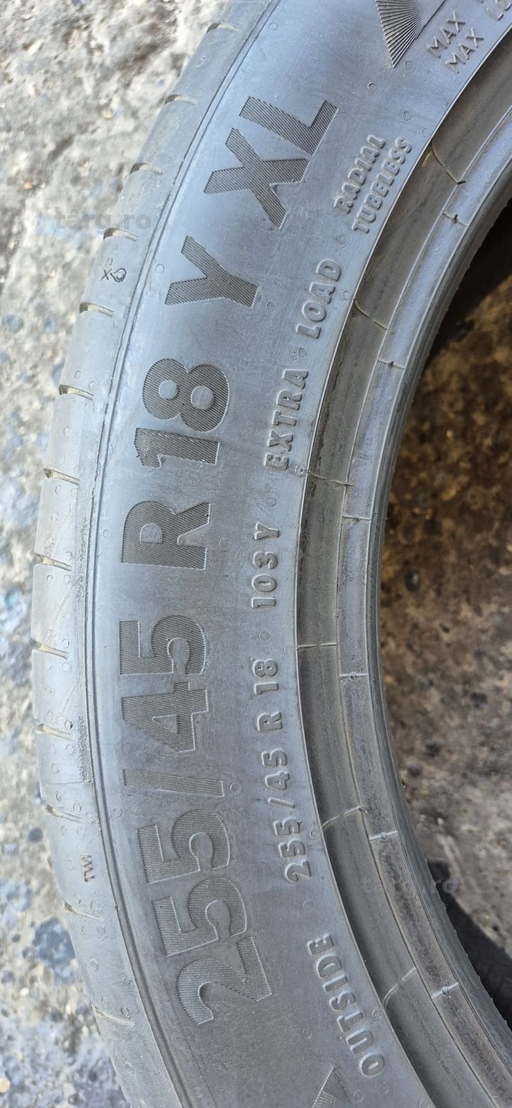 4 anvelope vara Continental,fata 235/50/18,spate 255/45/18.Pretul este pe bucata. 7