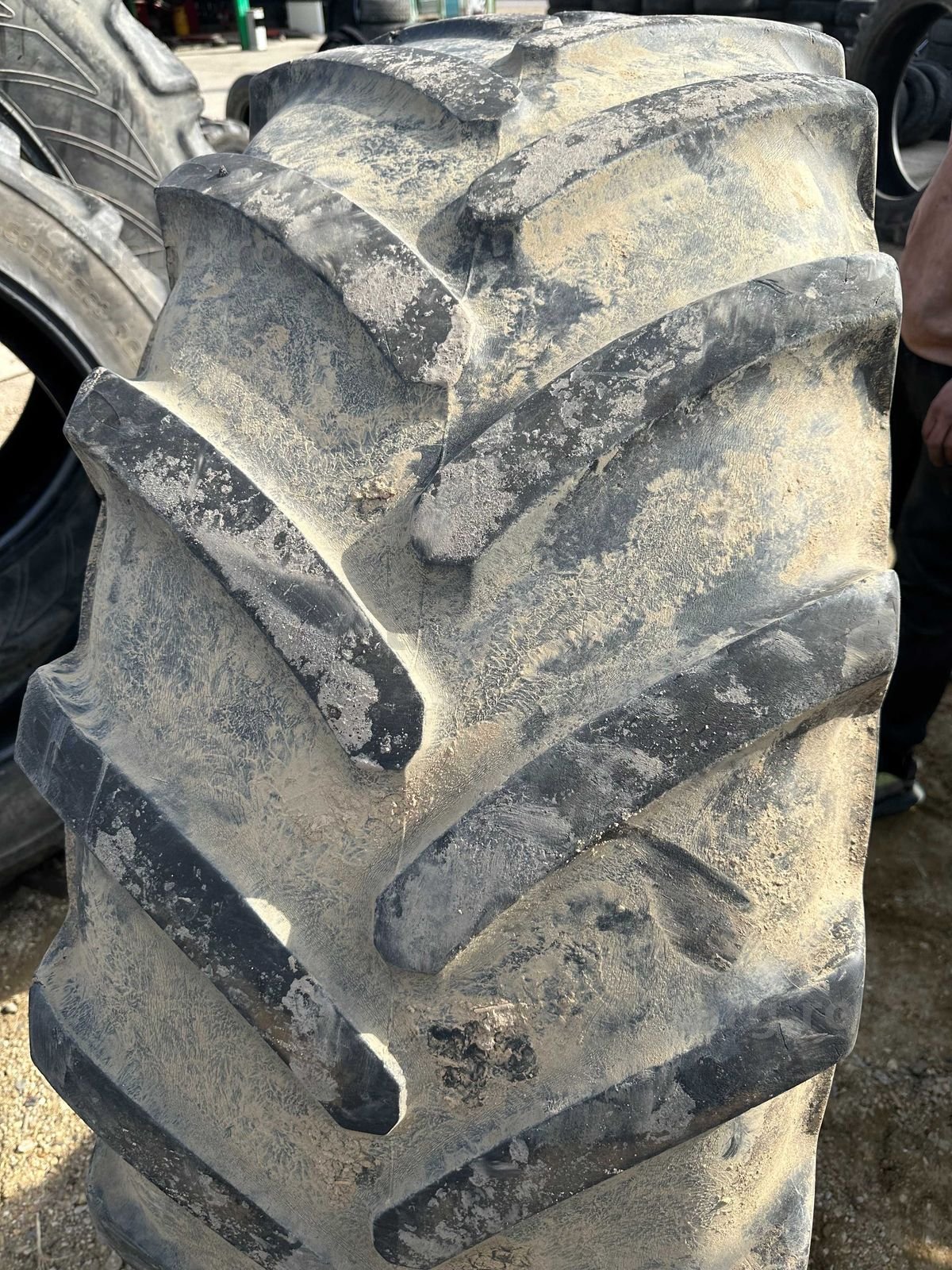 Anvelopa 540.65 R30 Michelin 2