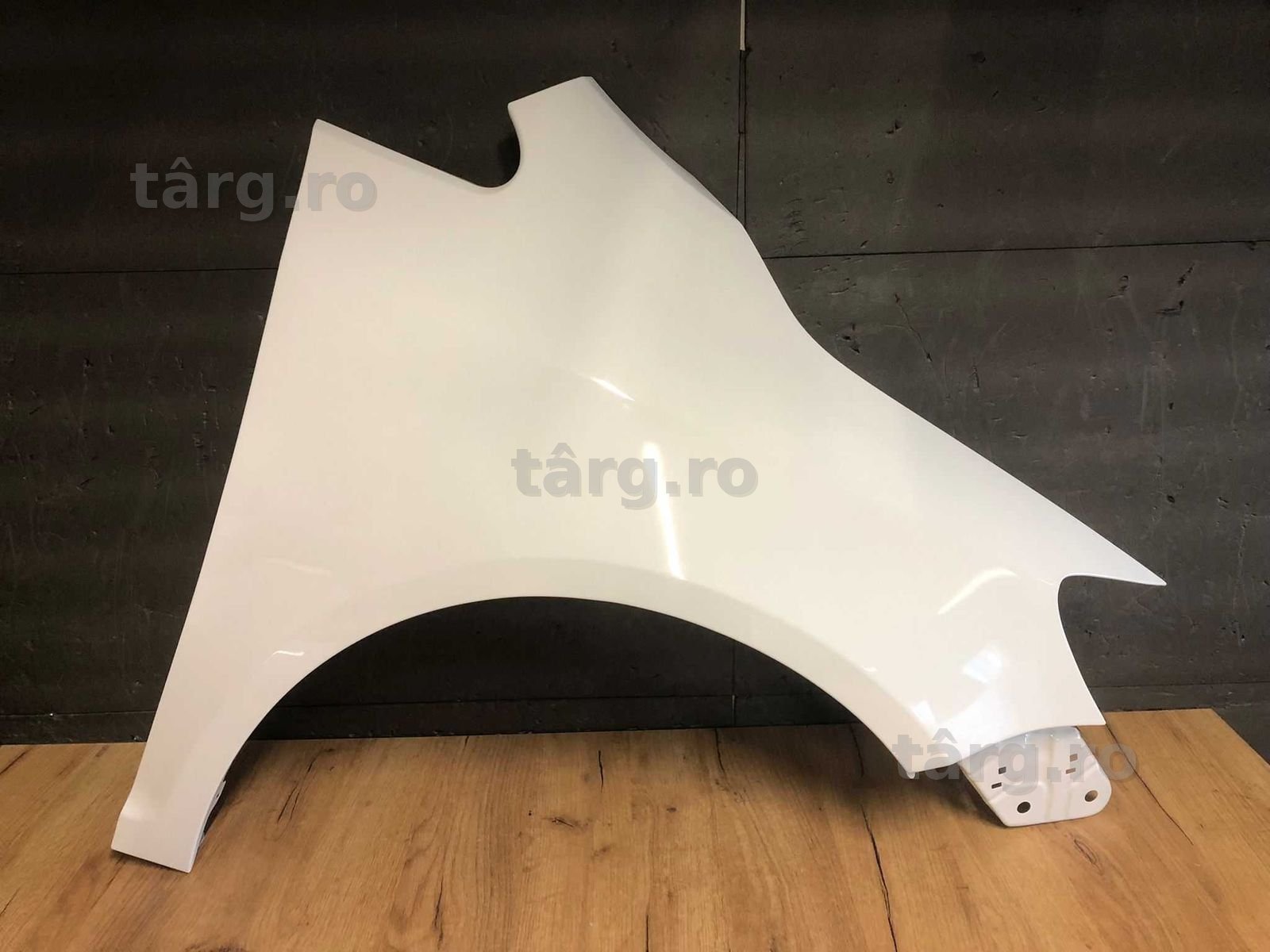 Aripa Fata Dreapta VW Golf 5/V Plus 2005-2009 (LB9A (Alb))