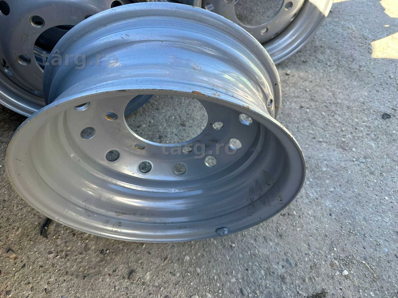 Jante agricole R16