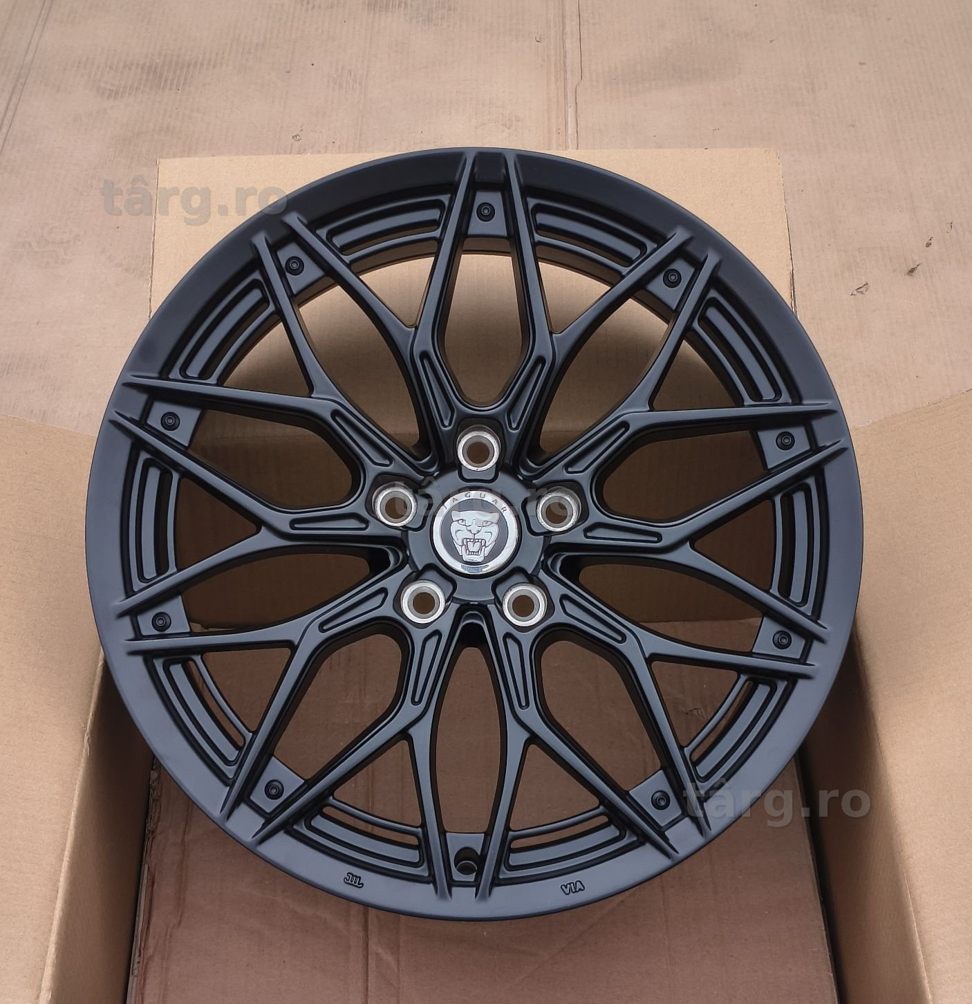 Jante Noi R18 Jaguar E-Pace, F-Pace, I-Pace, XE, XF, XJ, S-Type, X-Typ