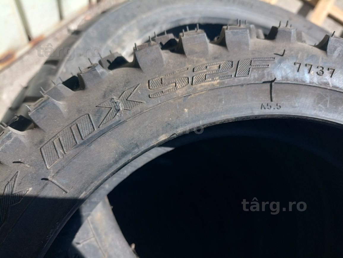 O anvelopa de fata "enduro" NOUA Dunlop 60/100 R10 dot 0317 6