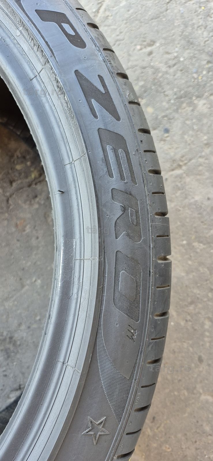2 anvelope vara Pirelli 285/35/20,dot 2020.Pretul este pe bucata. 4