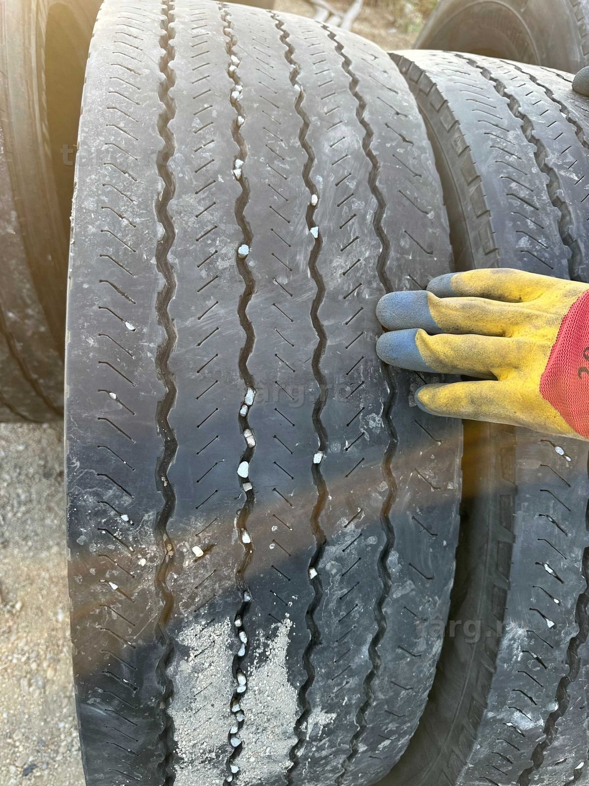 Cauciucuri 270/75 r22,5 5
