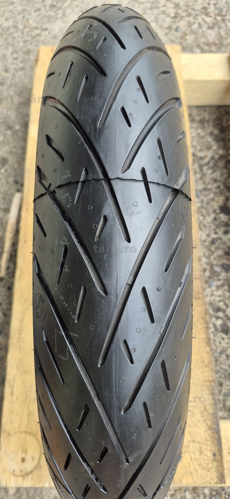O anvelopa moto fata noua Metzeler 120/70 ZR19M/C,dot 2019. 2