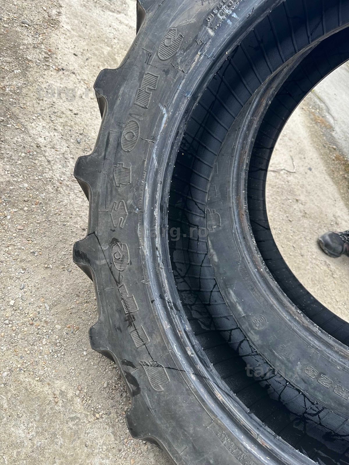 Anvelope sh 9.5 R28 3
