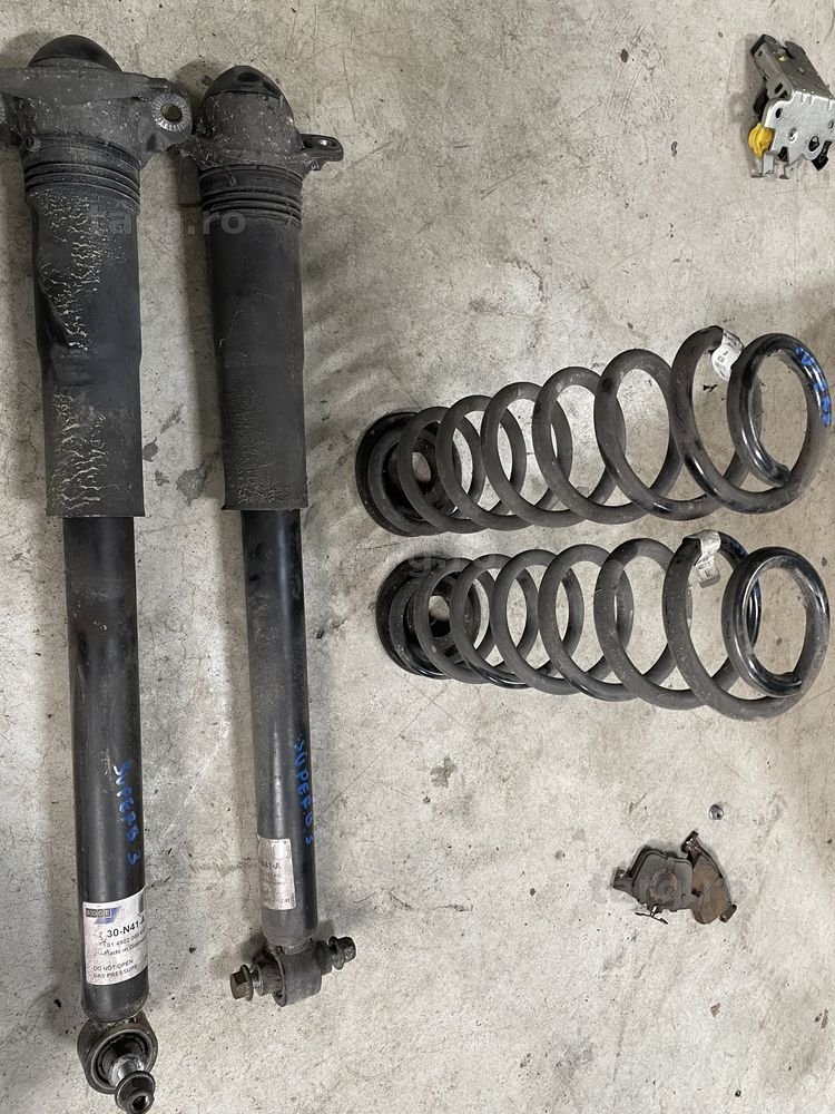Set amortizoare arcuri amortizor arc spate VW Passat b8 superb 3