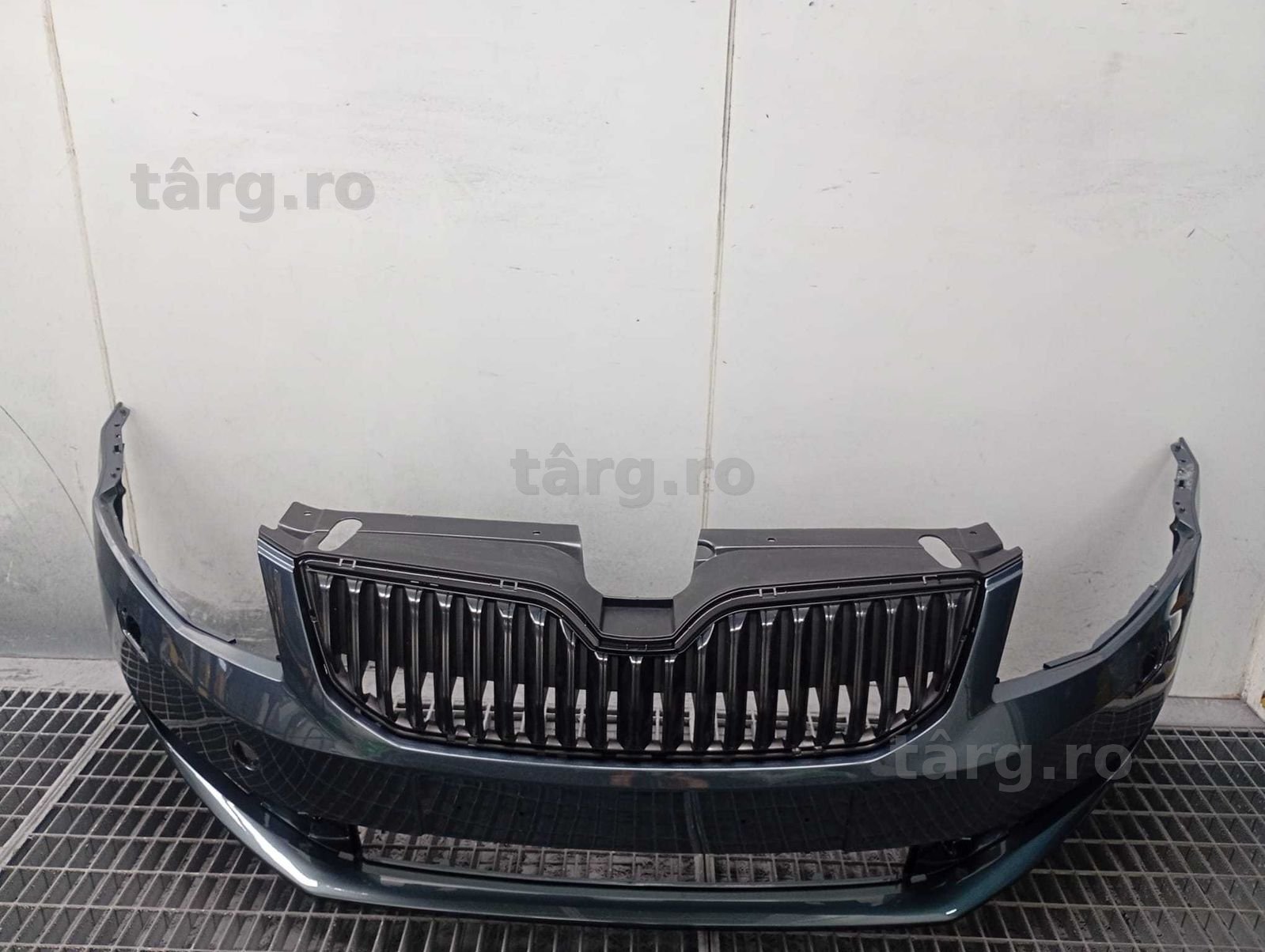 Bara Fata Spalator Far Skoda Octavia 3 III 2013-2017 (LF7Y Gri Inchis)