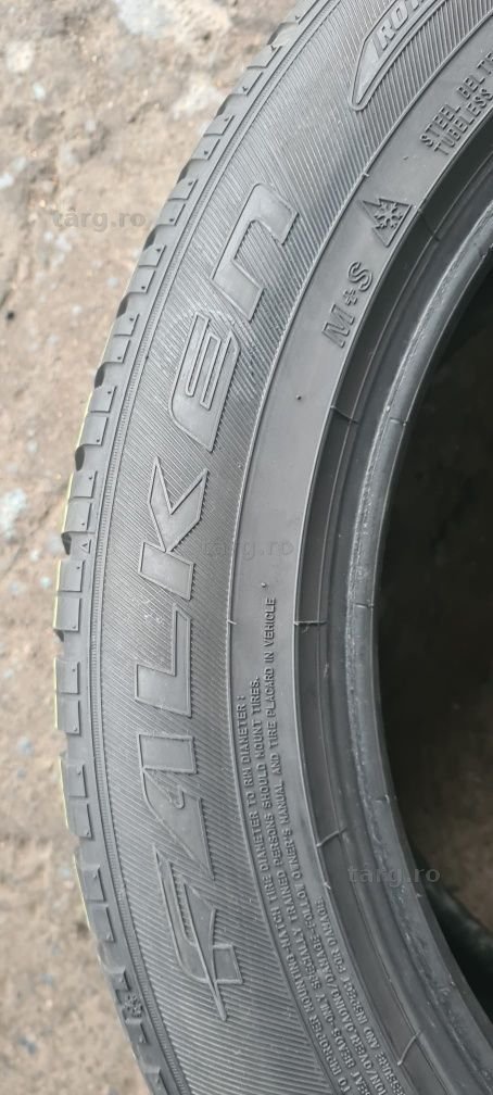 4 anvelope iarna,fata Maxxis 255/50/19,spate Falken 285/45/19.Pret/buc 6