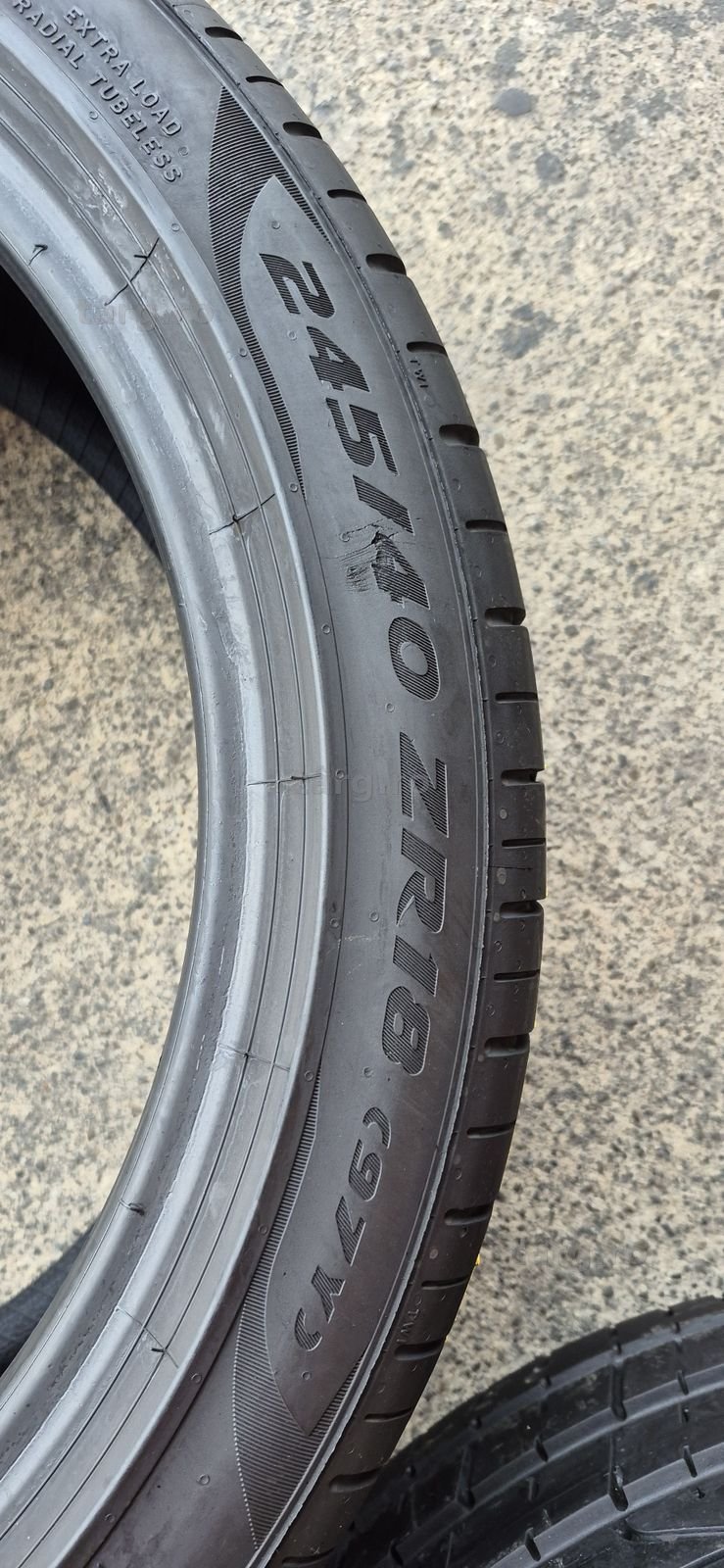 4 anvelope vara Pirelli,fata 245/40/18,spate 265/35/18,dot 2021-2022.Pretul este pe bucata. 6