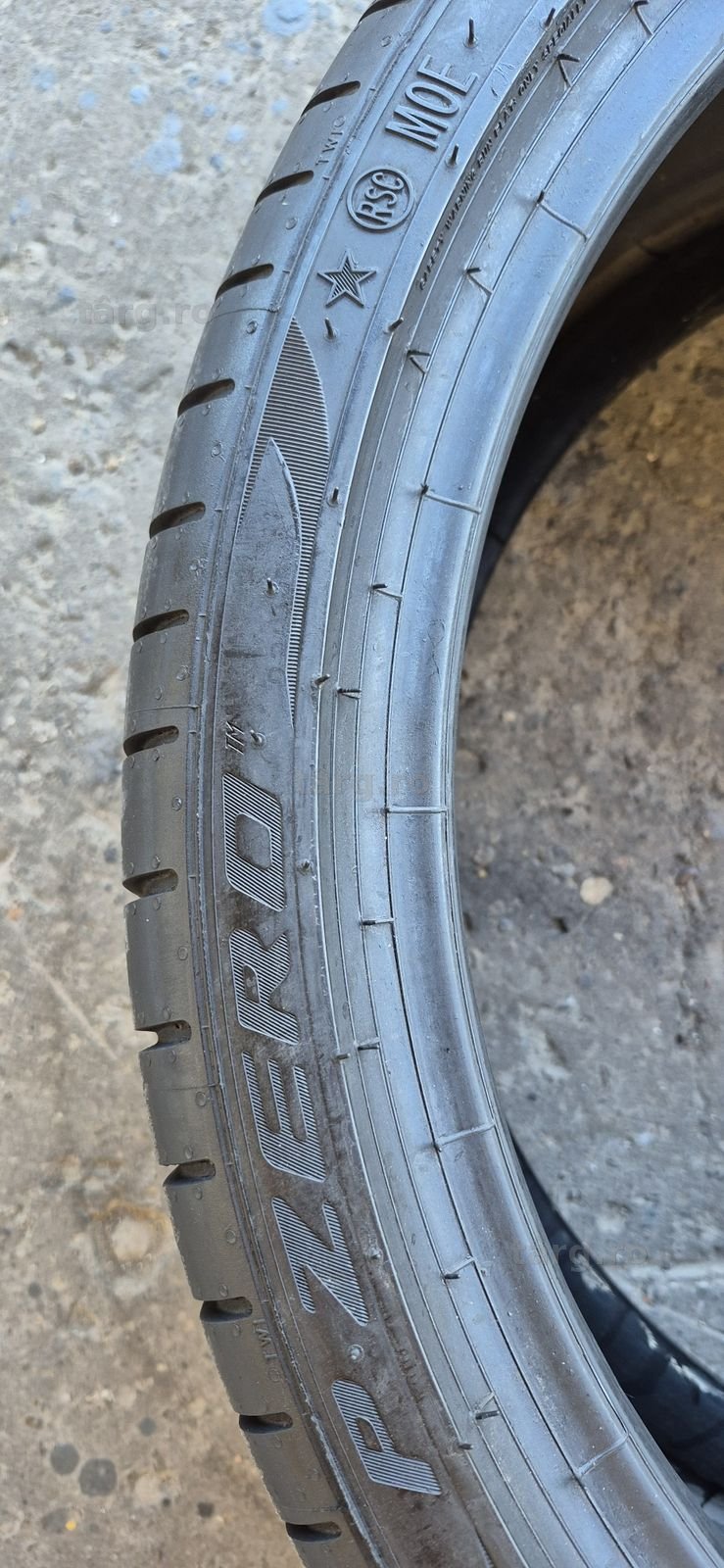 2 anvelope vara runflat Pirelli 275/30/20,dot 2022.Pretul este pe bucata 4