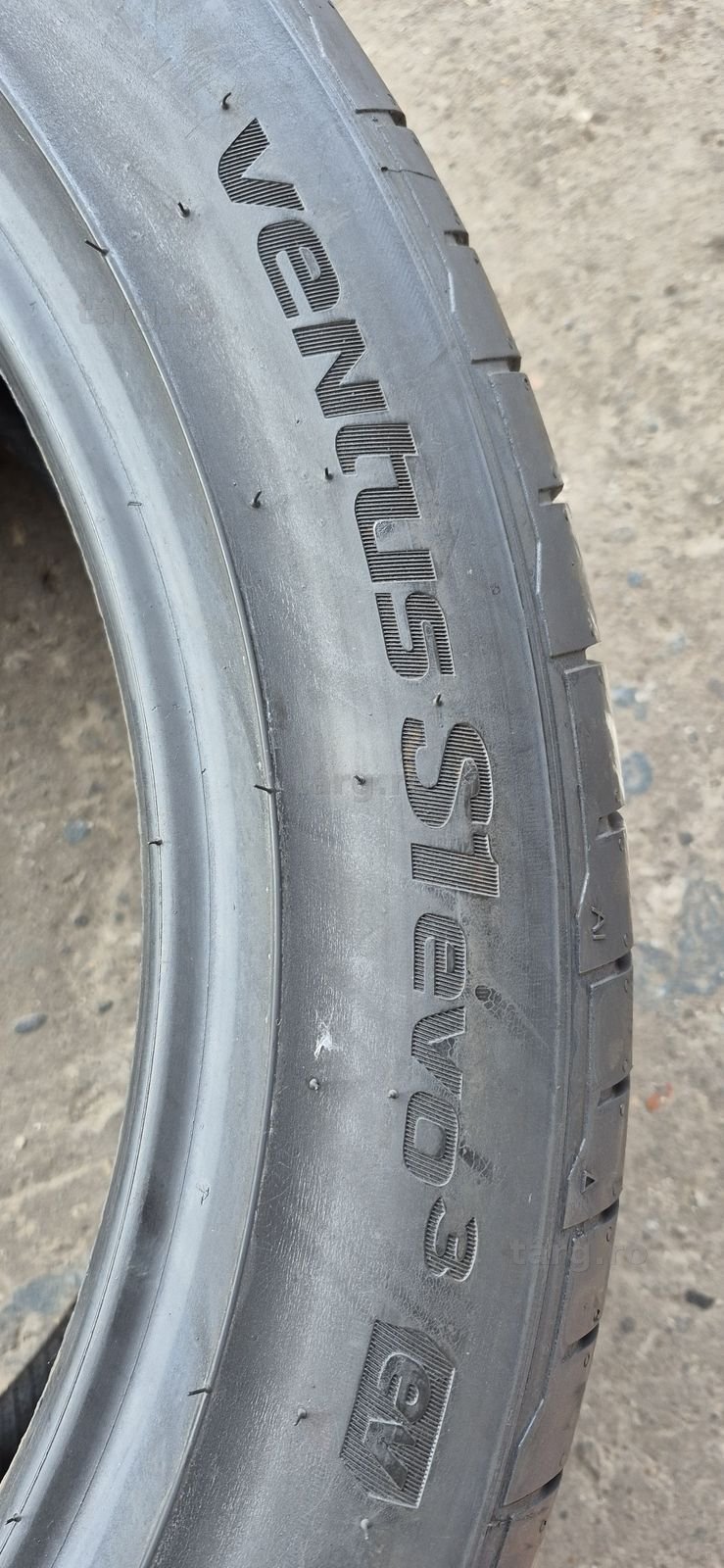 4 anvelope vara,fata Hankook 255/45/20,spate Dunlop 285/40/20.Pret/buc 4