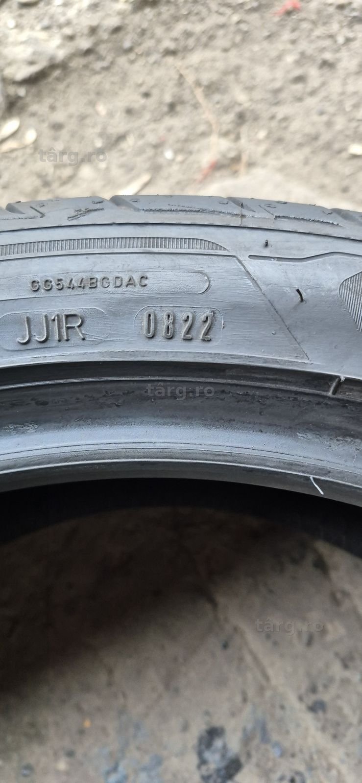 4 anvelope vara RFT Goodyear,fata 245/40/19,spate 275/35/19.Pret/buc. 8