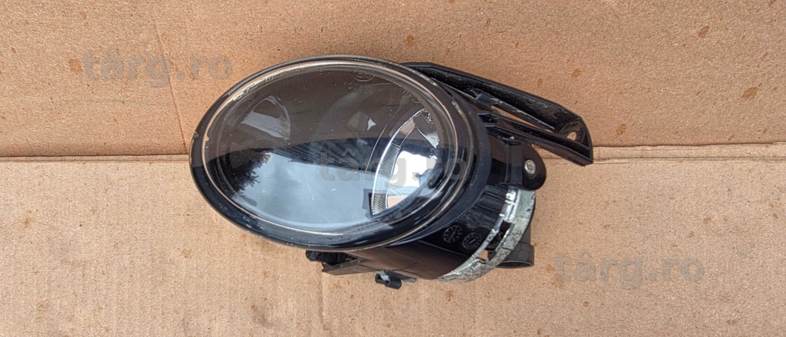 Proiector ceata stanga Vw Passat B6 2006 2007 / 2008 2009