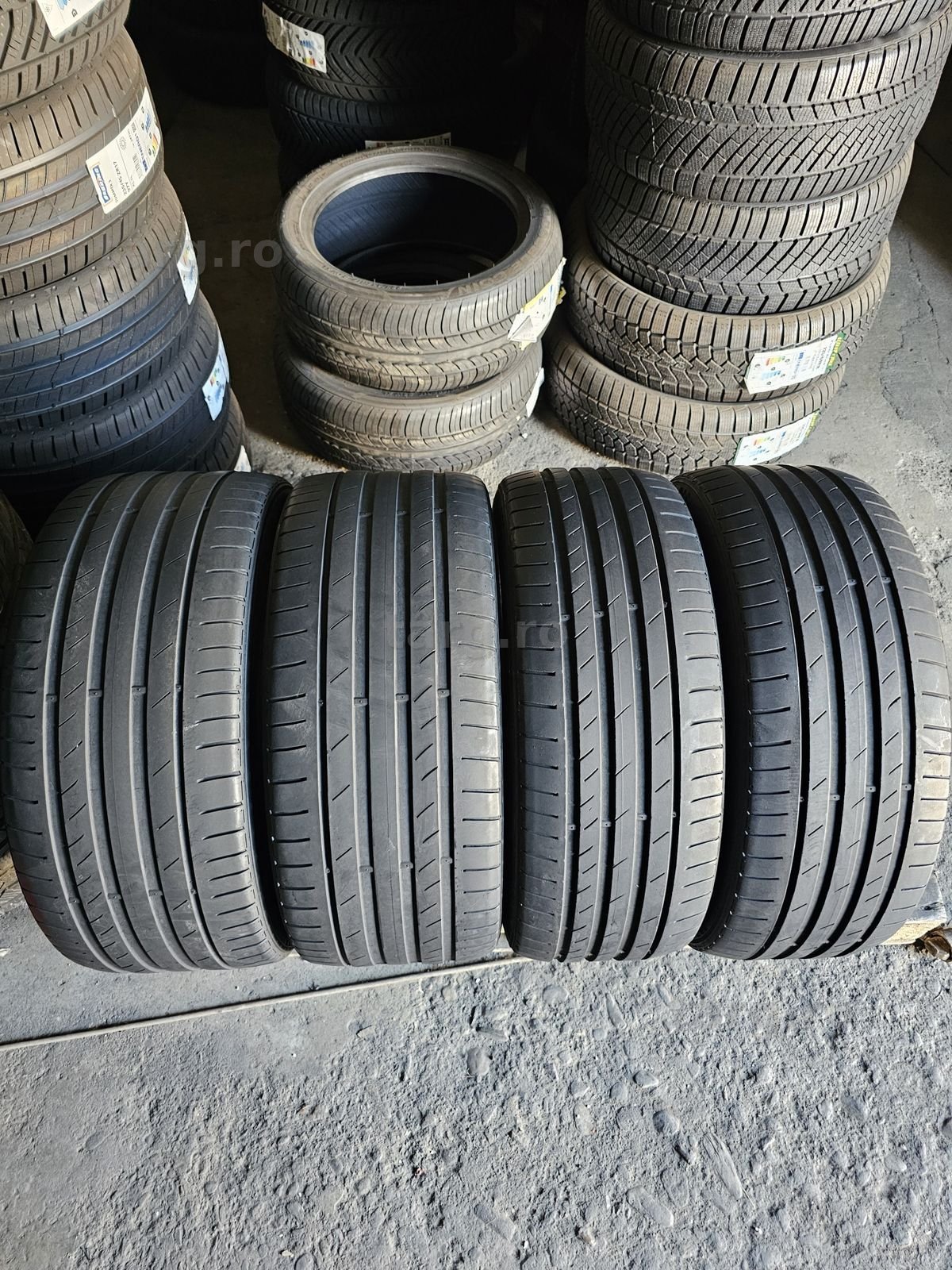 4 anvelope vara 2x 255 35 19 2x 225 40 19 Kumho  2022