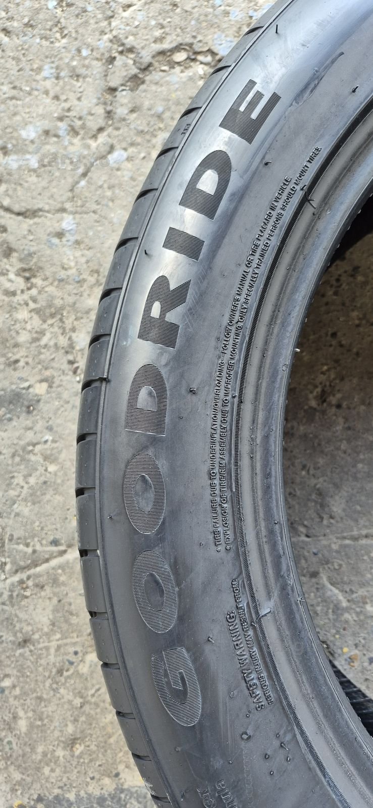 4 anvelope vara ca noi Goodride,fata 275/45/20,spate 305/40/20.Pret/bucata. 3
