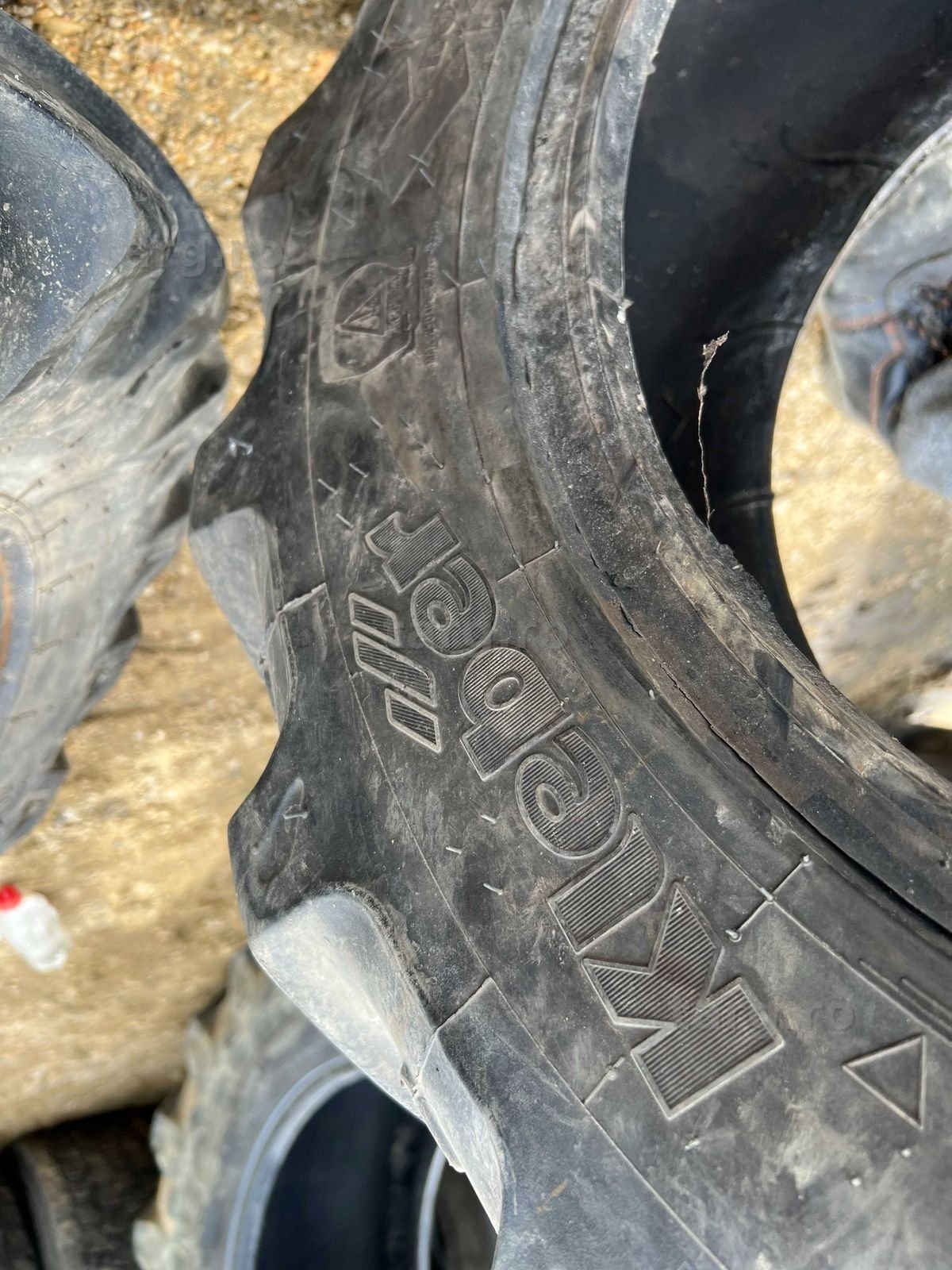 Anvelopa 270.80 R20 3