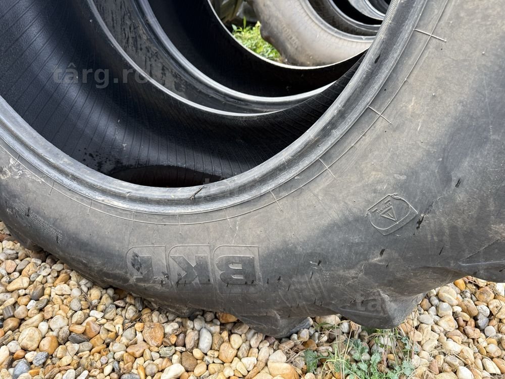 710/70r42 bkt tractor 8