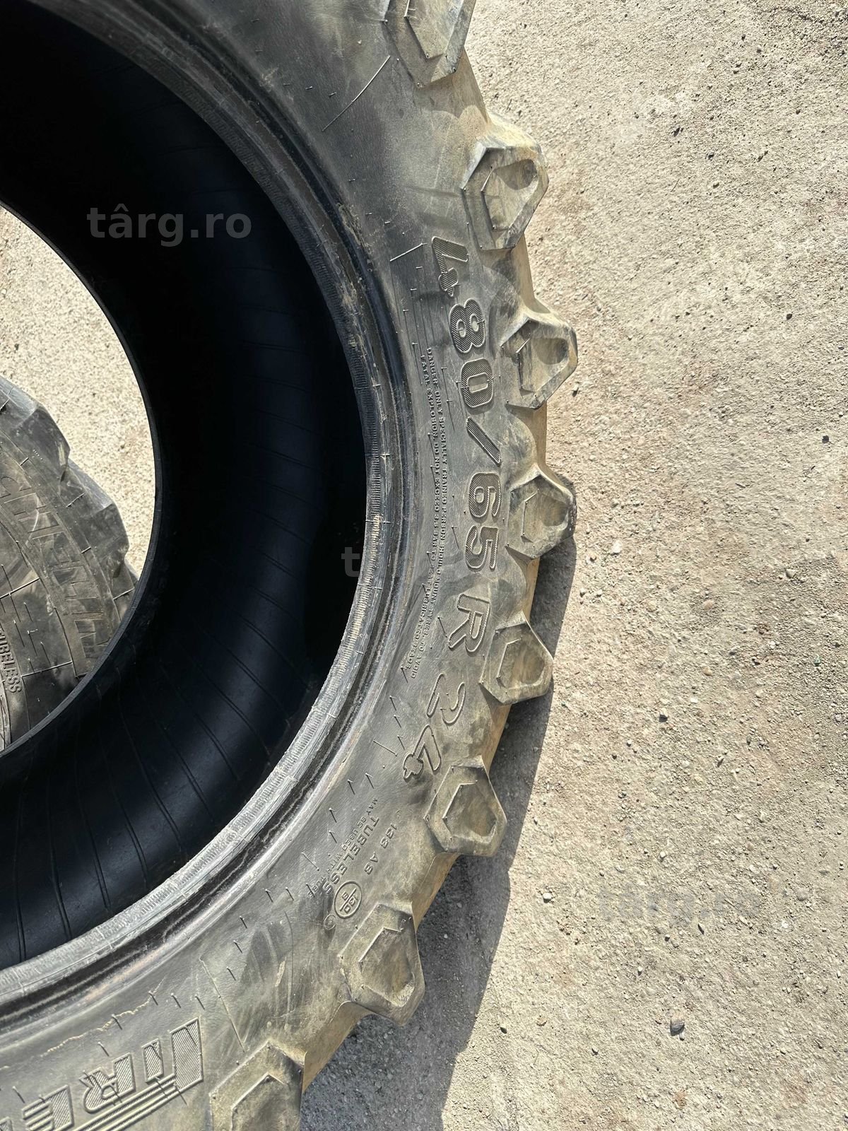 Cauciuc 480/65 R24 Pirelli 2